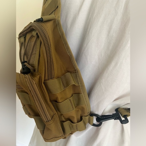 Tactical Military Style Crossbody Bag Army Green - Picture 6 of 11